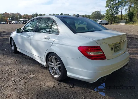 2014 Mercedes-Benz C 300 Sport 4Matic from USA, damaged, VIN WDDGF8AB2EA967177